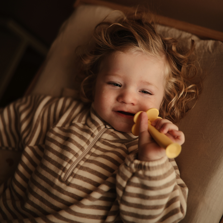 Brosse a dents d’apprentissage – Jaune – Image 4