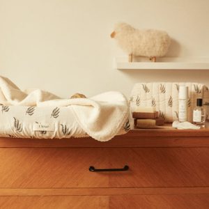 HOUSSE DE MATELAS À LANGER – FOUGÈRE VERT PIN