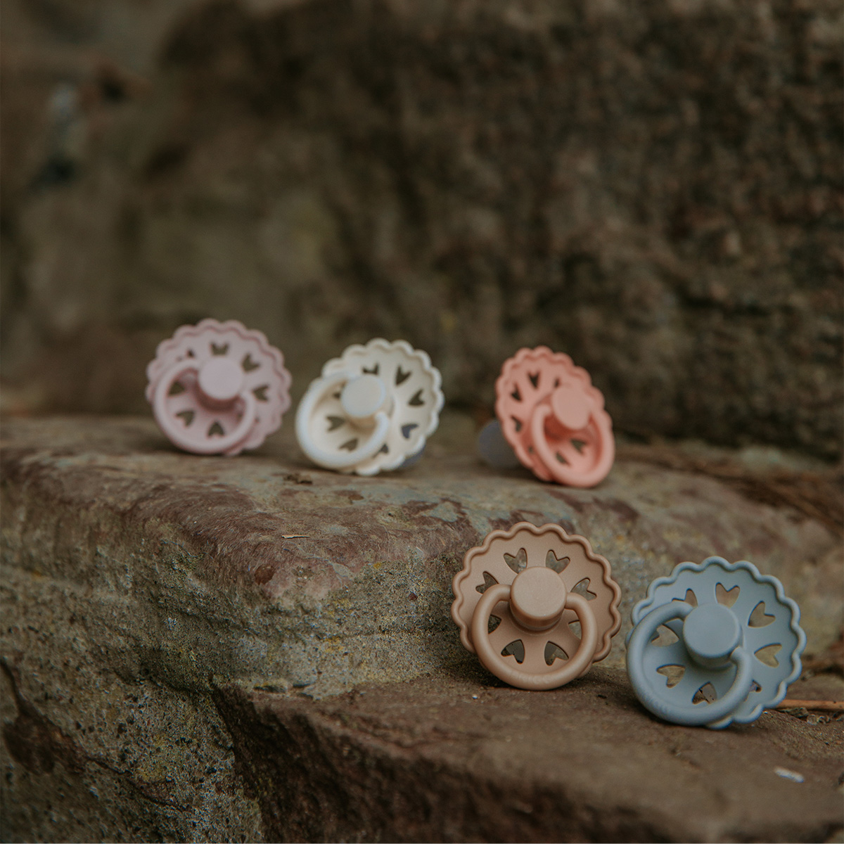 Lot de 2 tétines Frigg l princess and the pea – Thumbelina – Image 3