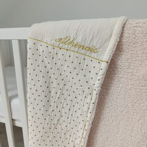 Couverture gaze de coton – Petits coeurs