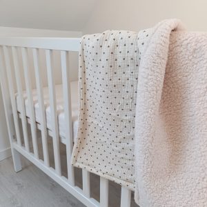 Couverture classique gaze de coton – Petits coeurs